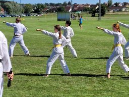 Vorführung zur Einweihung des Sportheims