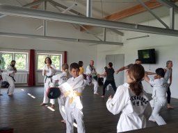 Gemeinsames Grillen und Übernachtung im Sportheim